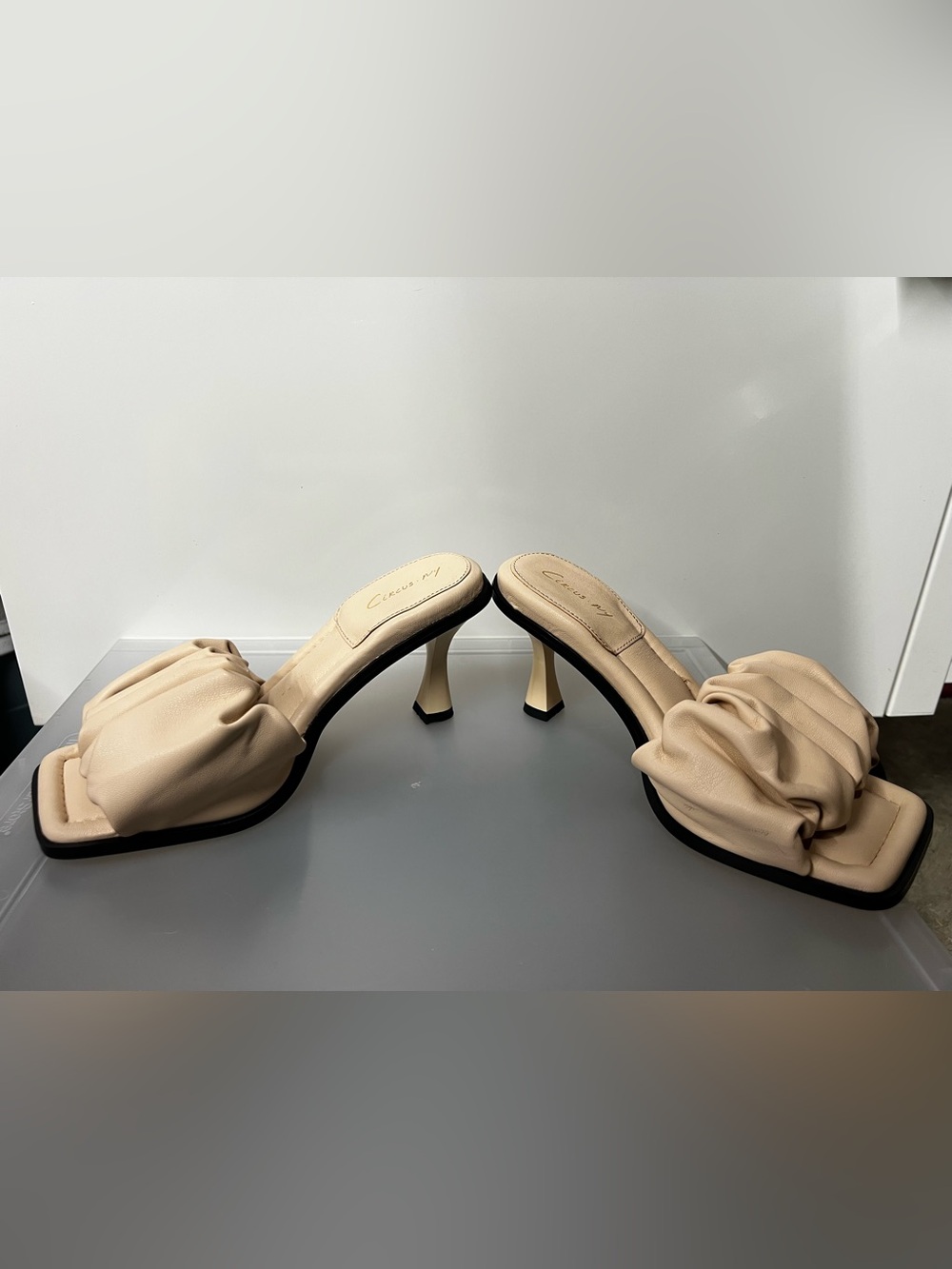 Circus by Sam Edelman Ruched Slide Sandals - Picture 4 of 9